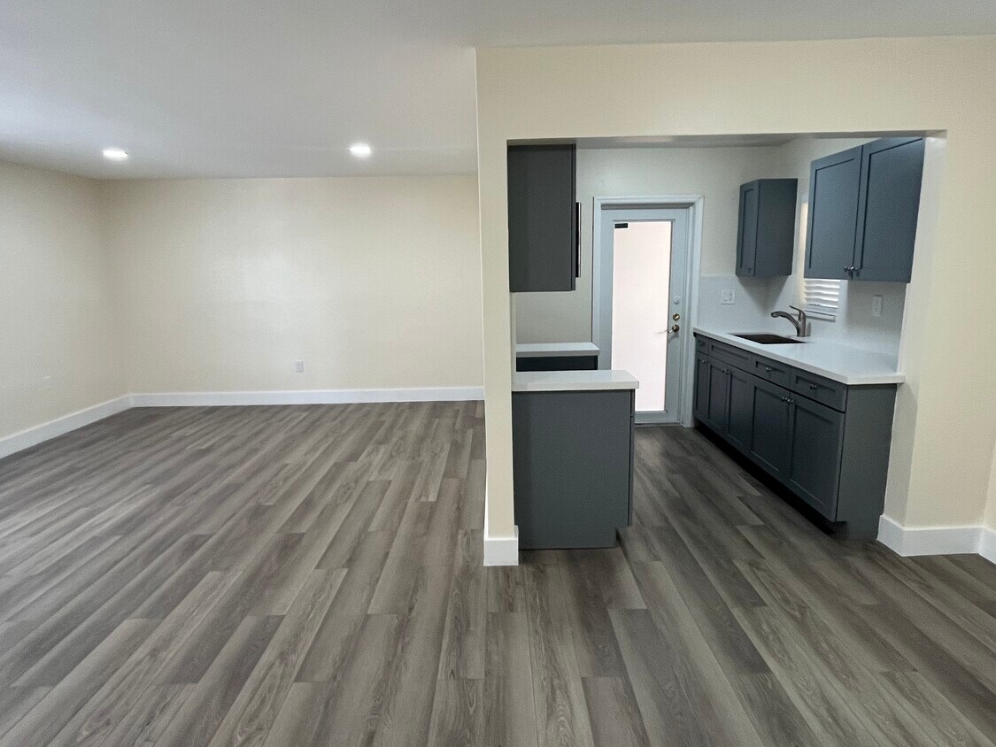 Foto principal - 1747 Rodman St