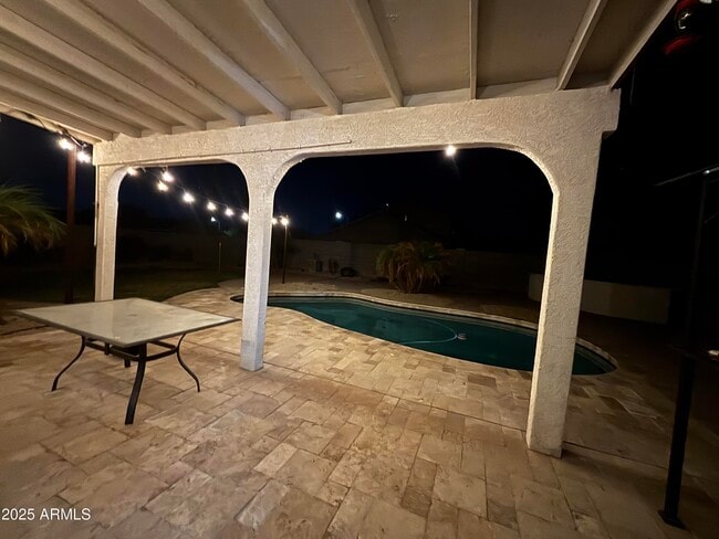 Building Photo - 16225 W Mesquite Dr