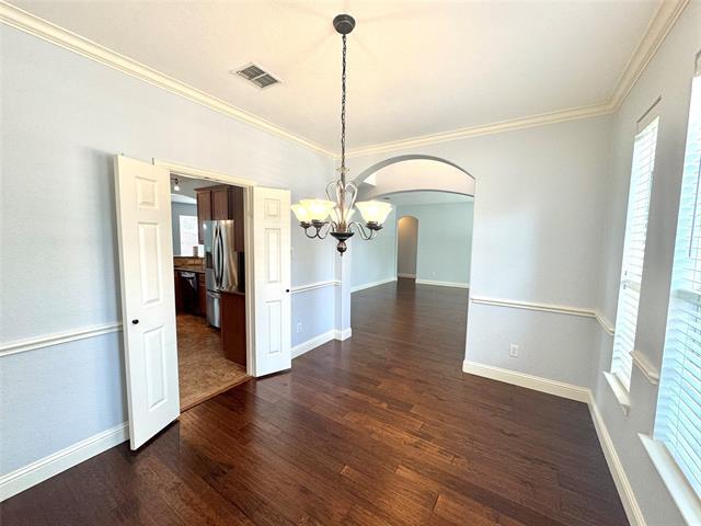Building Photo - 1631 Clarke Springs Dr