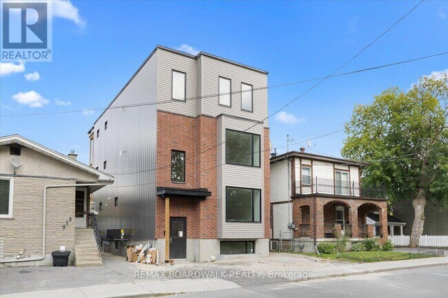 Building Photo - 315 Savard Ave