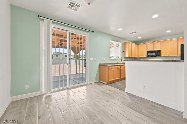 Foto del edificio - 9293 Palmetto Park Ct