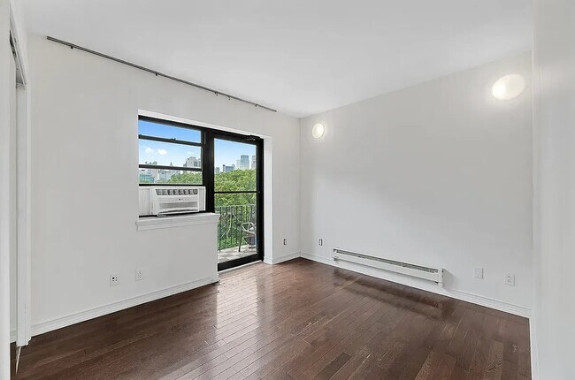 Building Photo - 36 Rivington Street