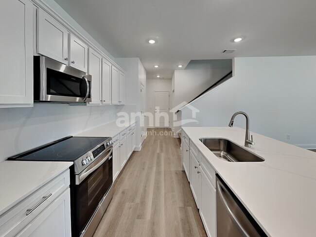 Foto del edificio - 169 Hickory Pointe Rd