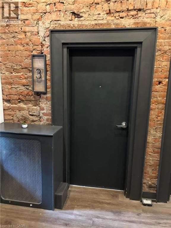 Building Photo - 123 MacNab St S