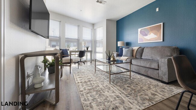 Foto del edificio - 7166 W Custer Ave