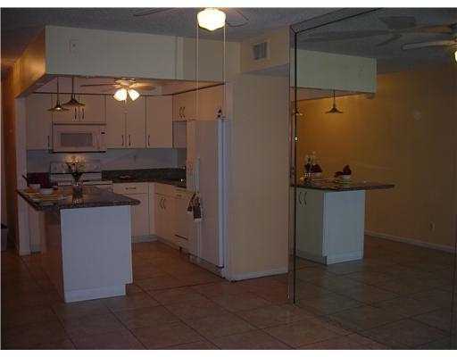 Building Photo - 4394 NW 9th Ave