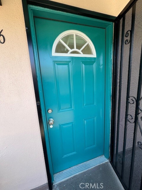 Foto del edificio - 711 N Soldano Ave