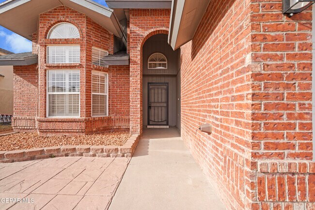 Foto del edificio - 11941 Arrow Knoll Cir