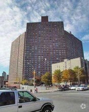 Building Photo - 3333 Broadway