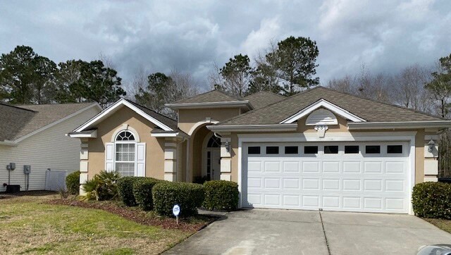 Open floor plan, 3 bedrooms, 2 baths, screened in porch, private backyard - 235 Marbella Dr