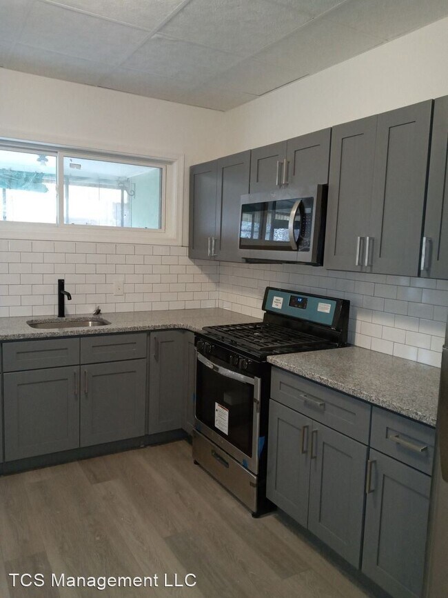 Building Photo - 3 br, 2 bath House - 6156 Grays Avenue