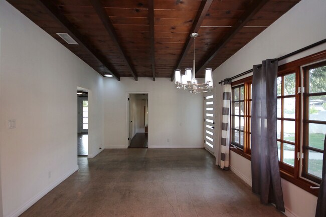 Foto del edificio - 3558 Glenrose Ave