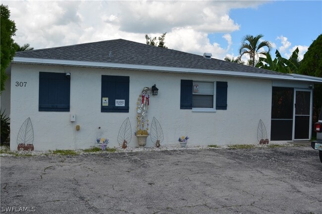 Building Photo - 307 SW 47th Terrace