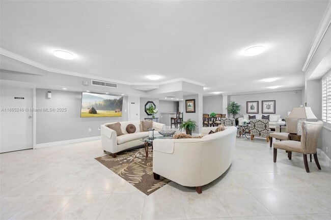 Foto del edificio - 1620 N Ocean Blvd