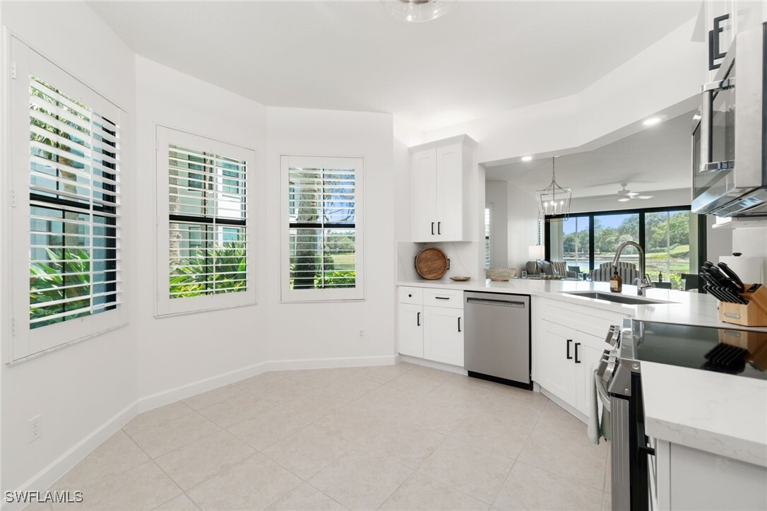 Foto principal - 2427 Ravenna Blvd
