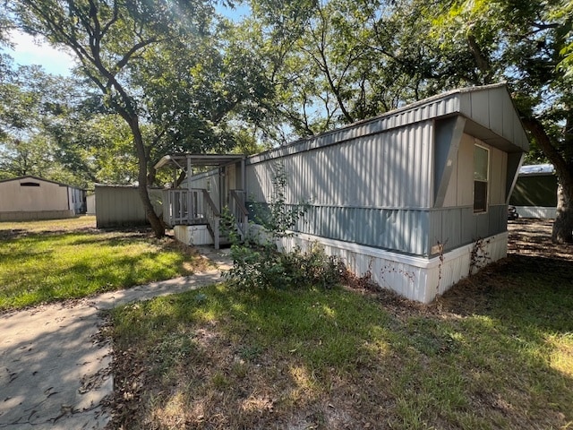 Building Photo - 57 Mimosa St