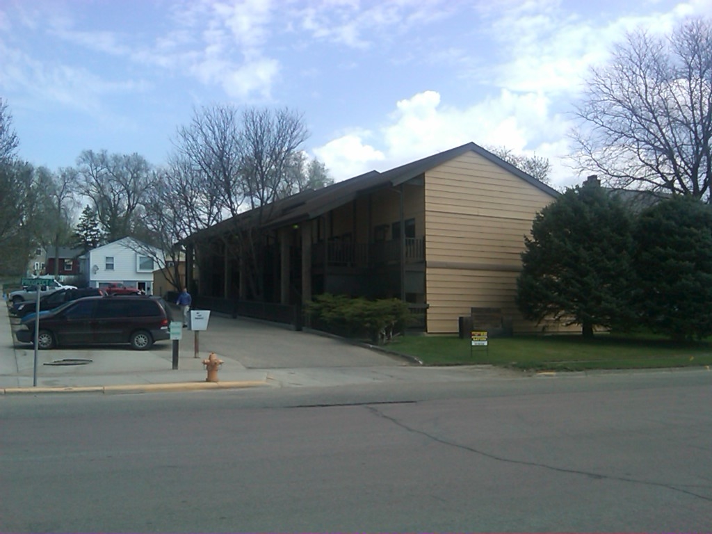 Primary Photo - Estes