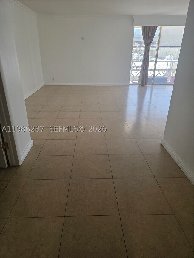 Building Photo - 19355 Turnberry Way