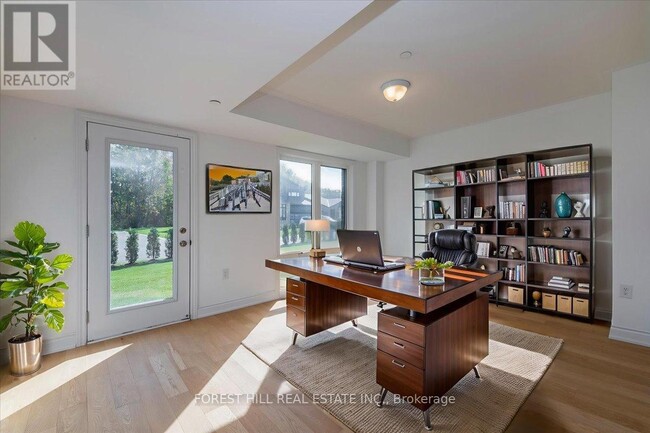 Building Photo - 119 Marina Village Dr