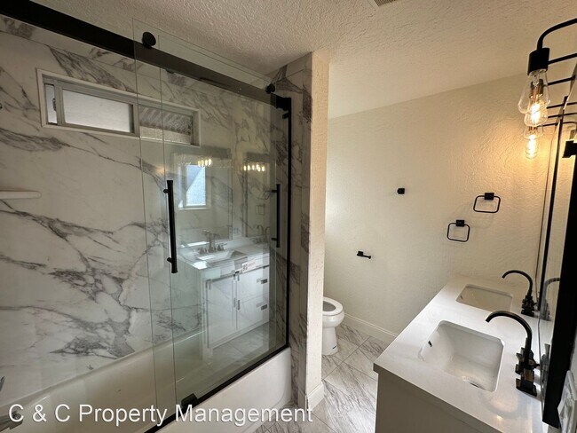 Foto del edificio - 3 br, 1 bath House - 2961 Tobin Drive
