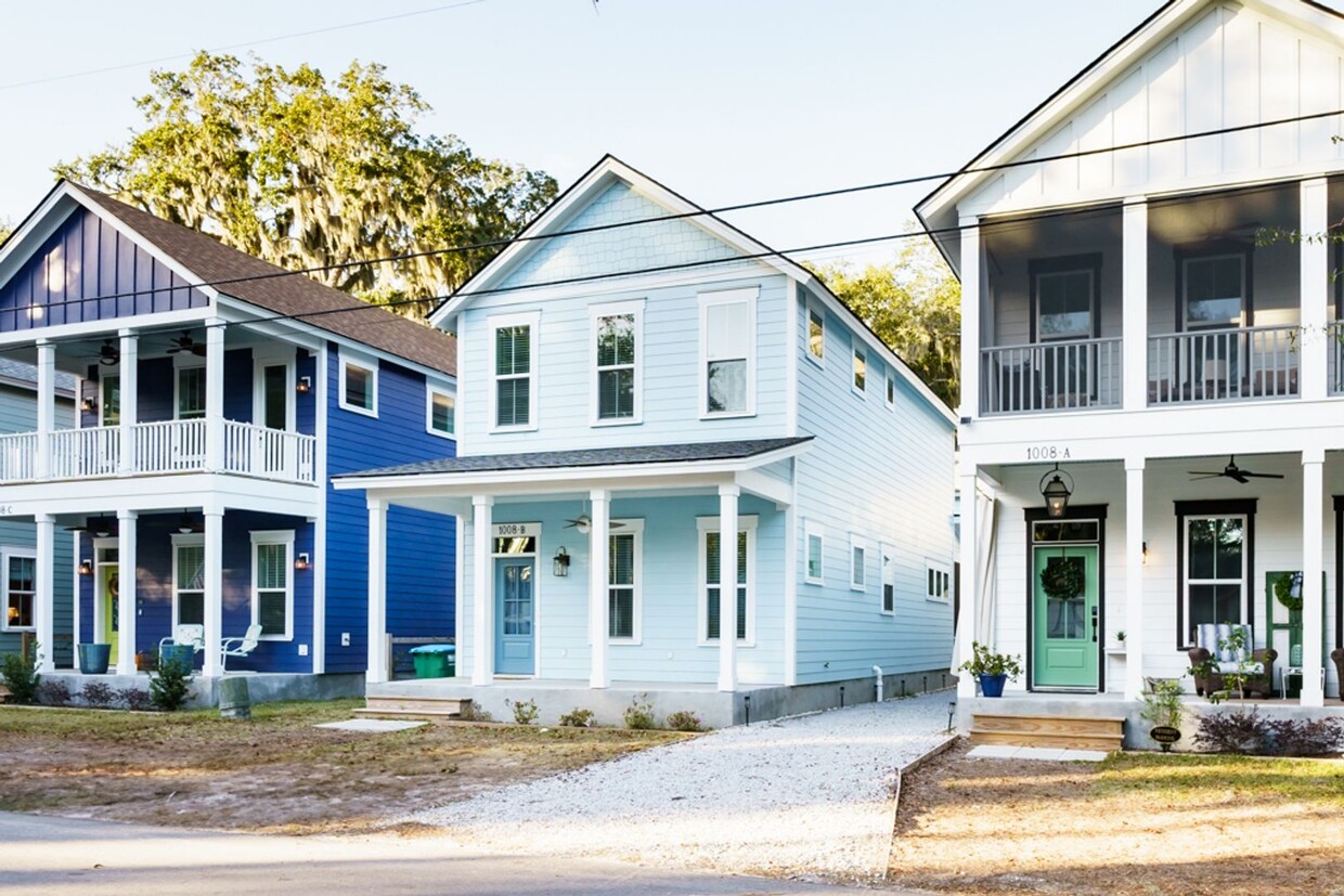 Primary Photo - Charming 3-Bedroom Home in Port Royal