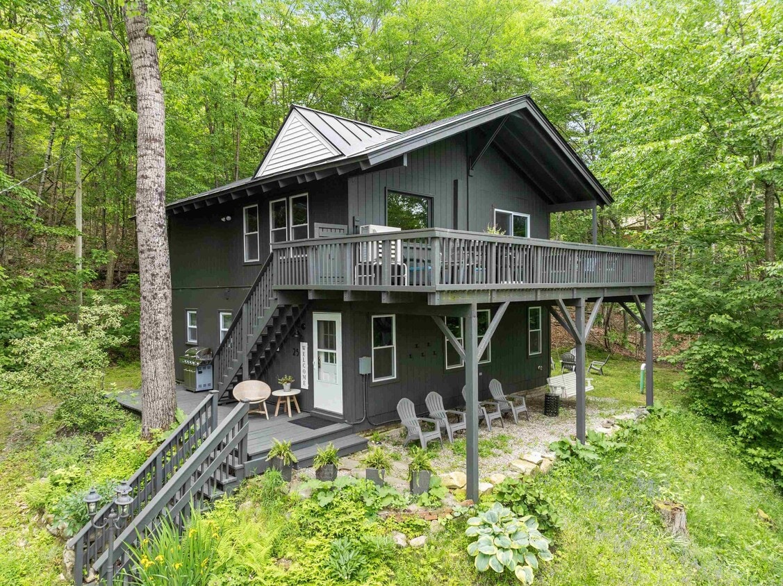 Foto principal - 25 Hilltop Dr