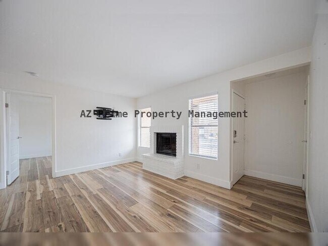 Foto del edificio - 3511 E Baseline Rd