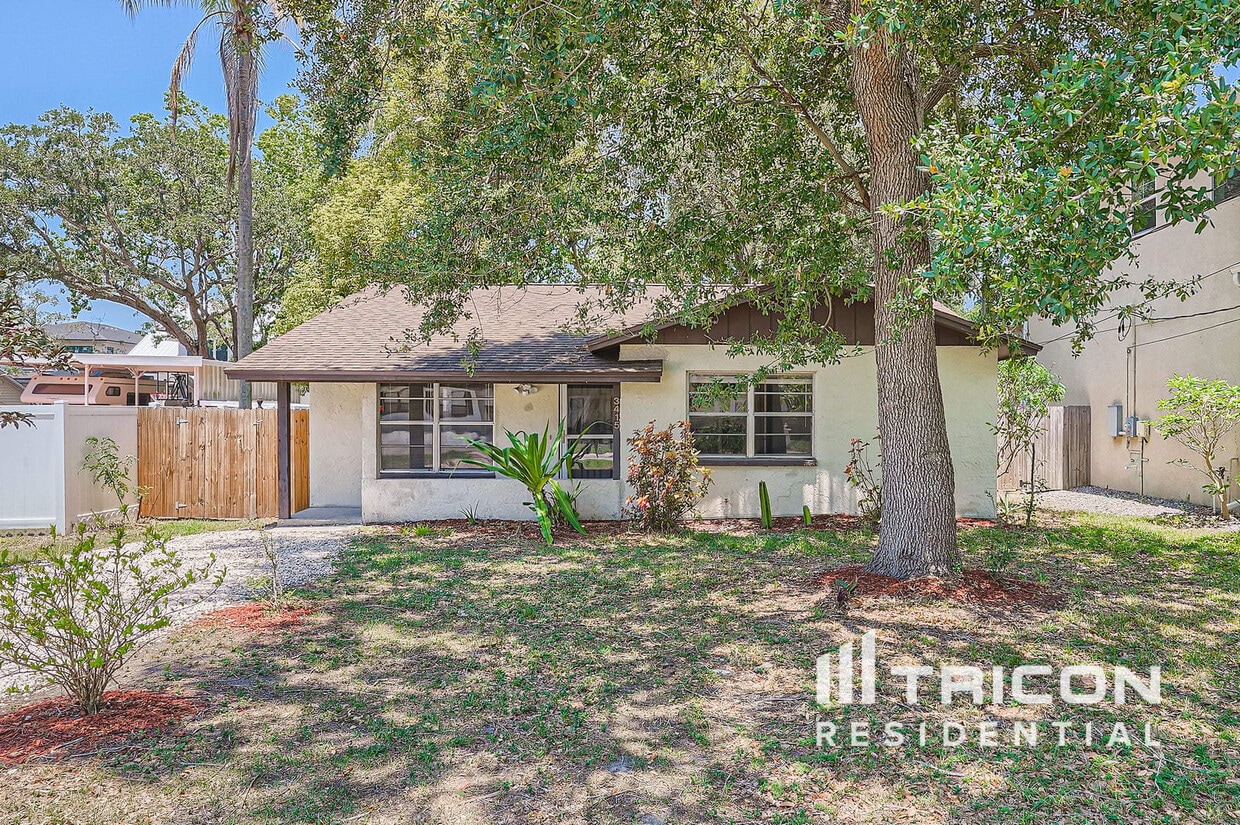 Foto principal - 3415 W Bay Ave