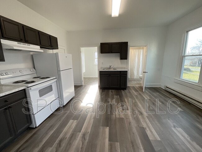 Foto del edificio - 124 Ann St