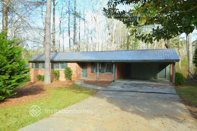 Building Photo - 7290 Hollyhock Dr