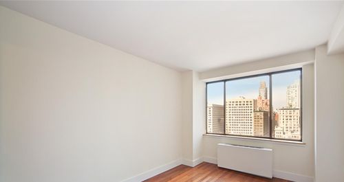 Building Photo - 55 E 25th St
