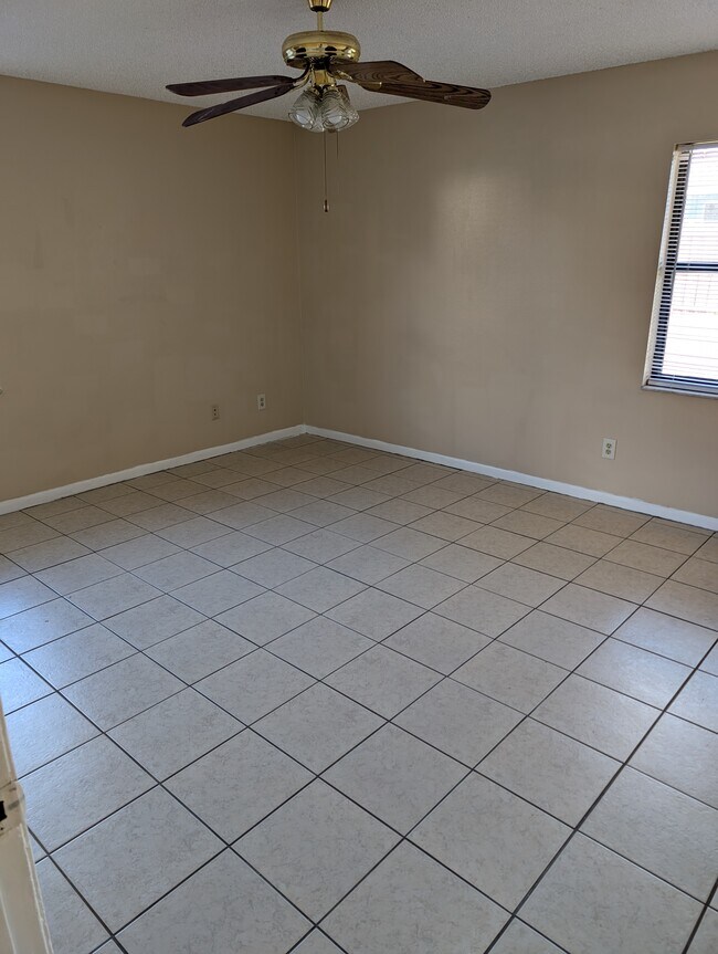 Foto del edificio - 3202 Timberline Rd