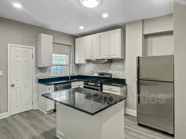 Foto del edificio - 619 McKewin Ave