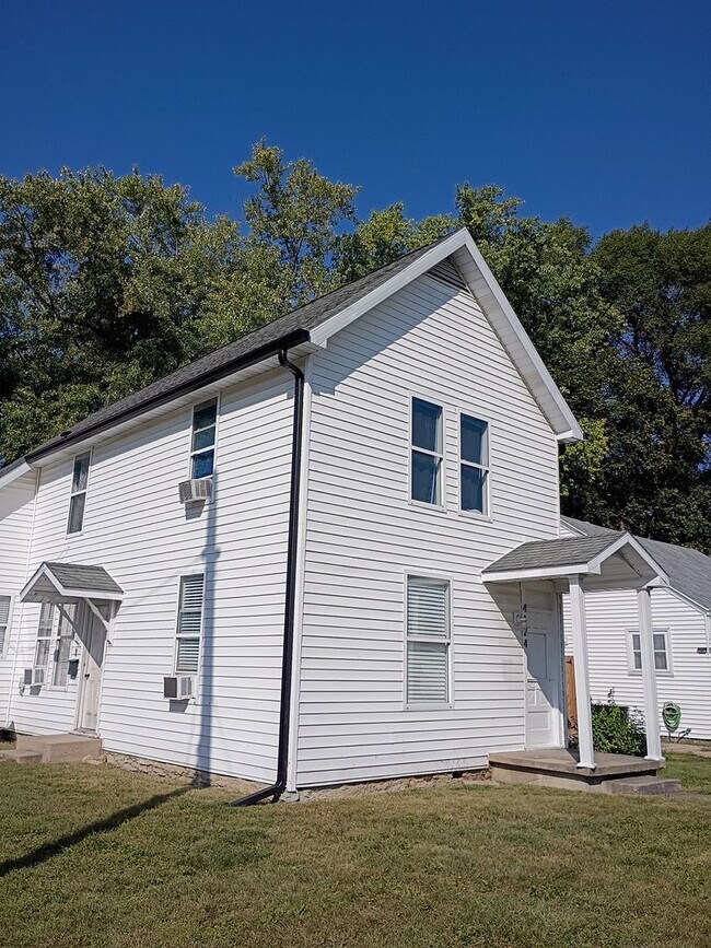 Building Photo - 4124 S Landess St