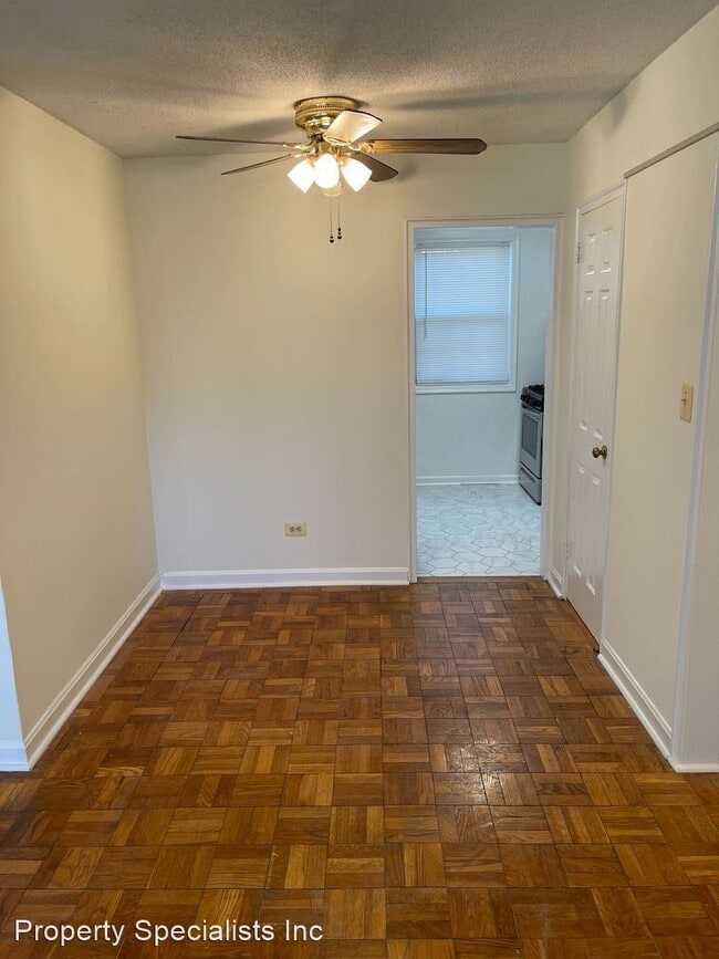 Building Photo - 4370 N Pershing Dr