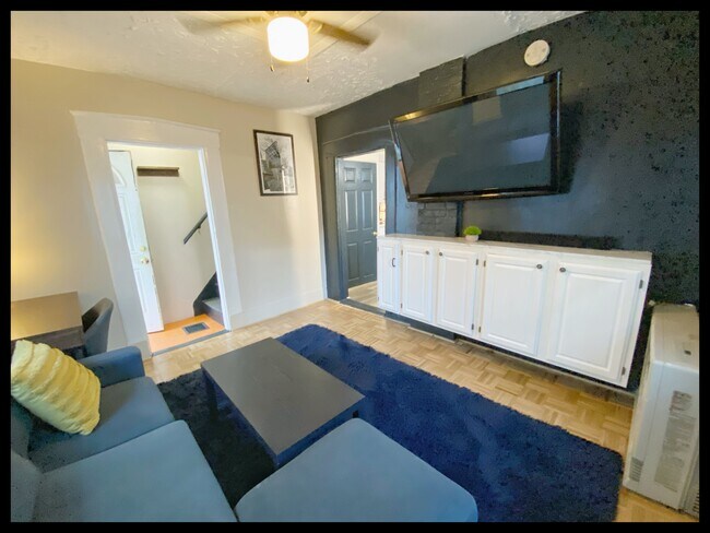 Building Photo - 1 Horton Plz