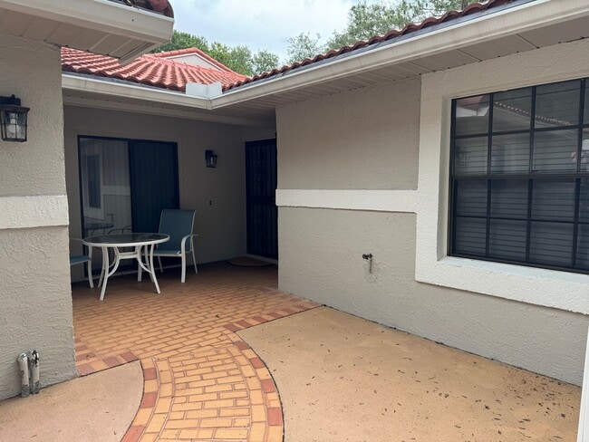 Foto del edificio - COMING SOON!! Highly Desirable DR PHILLIPS 3 bedroom 2 bath townhome with double car garage