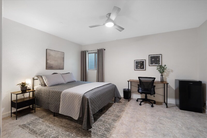 Foto principal - 334 W Horseshoe Ave
