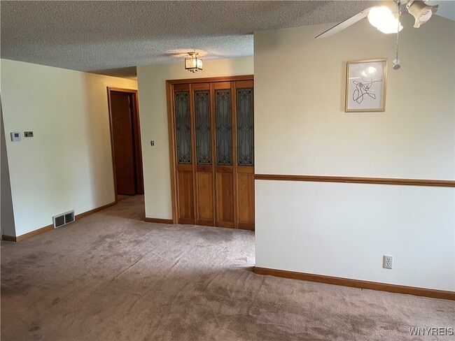 Building Photo - 41 Castle Ct