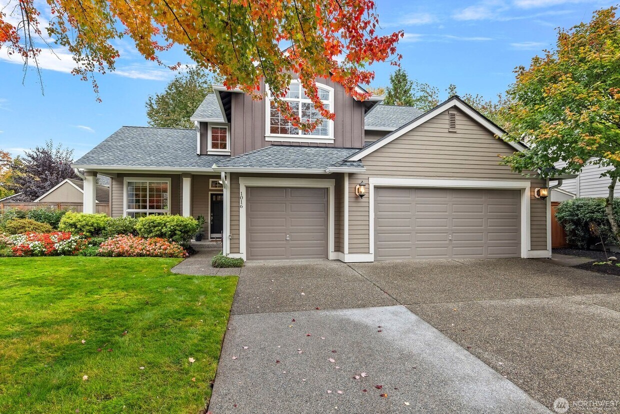 Primary Photo - 1016 SE 11th Pl