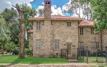 Building Photo - 1428 Wentworth St