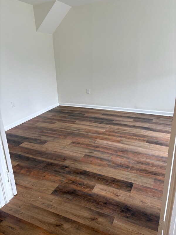 Foto del edificio - 406 E Cold Spring Ln