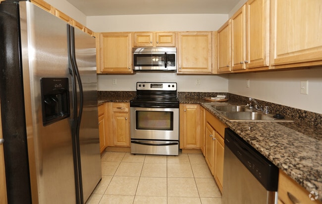 Interior Photo - Park Plaza at Belvidere