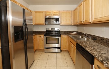 Interior Photo - Park Plaza @ Belvidere