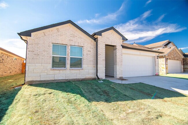 Foto del edificio - Room in House on Briggs Ln
