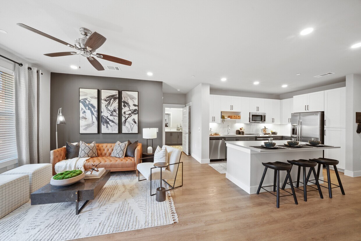 Mason + Mill Apartments in Mansfield, TX