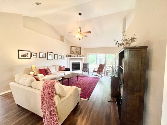 Foto del edificio - 4327 Hidden Lakes Dr E Niceville, FL 32578