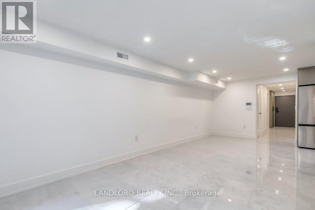 Building Photo - 37 Boustead Ave