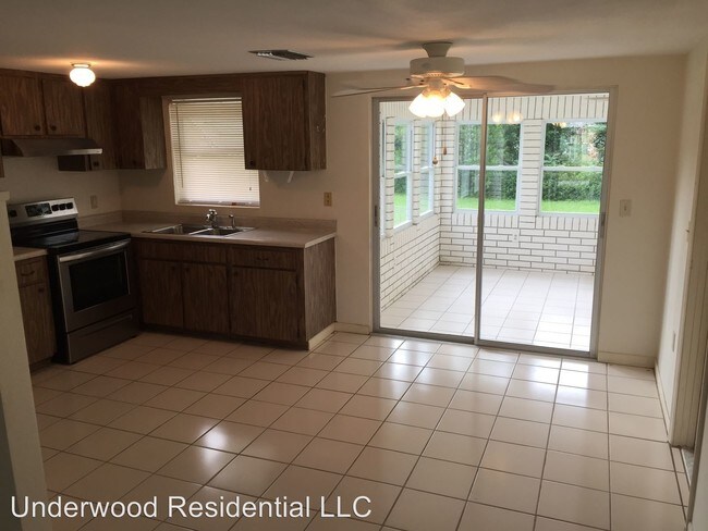 Foto del edificio - 2 br, 2 bath House - 55 S. Fillmore St.