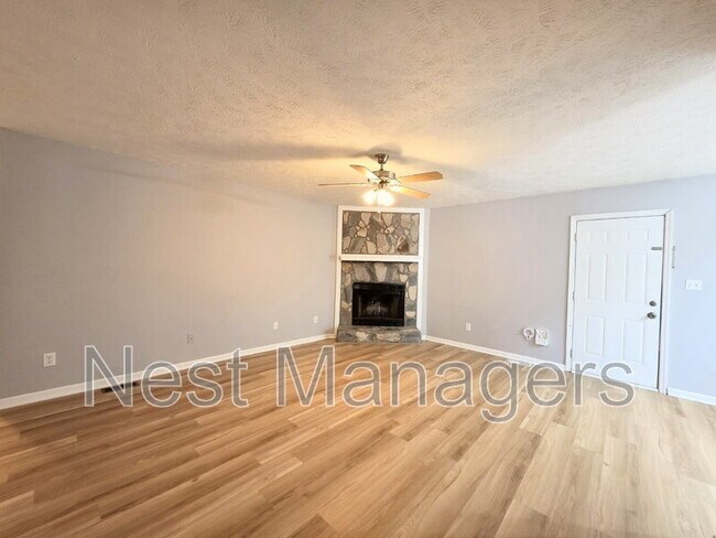 Building Photo - 6548 Applewhite Rd